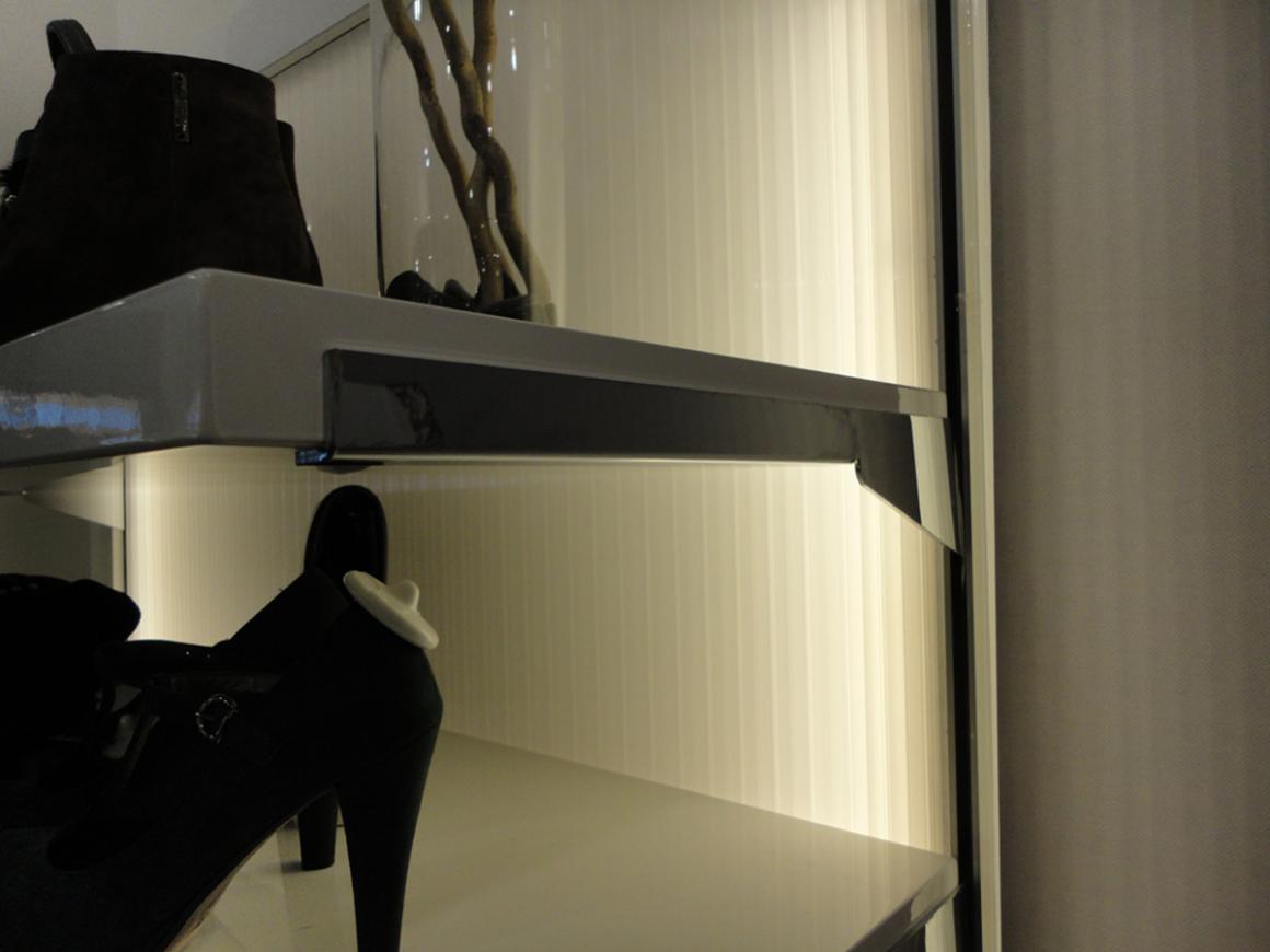 42 NEGOZIO CASTEL GUELFO BO